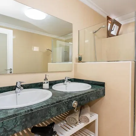 Sarantonton Playa Blanca (Lanzarote)